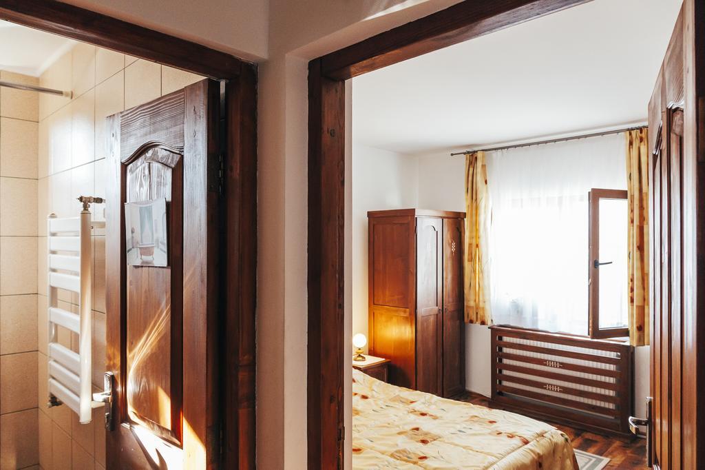 Drumul Carului Villa Moieciu de Jos Esterno foto